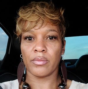 Meet your Posher, Terrolyn